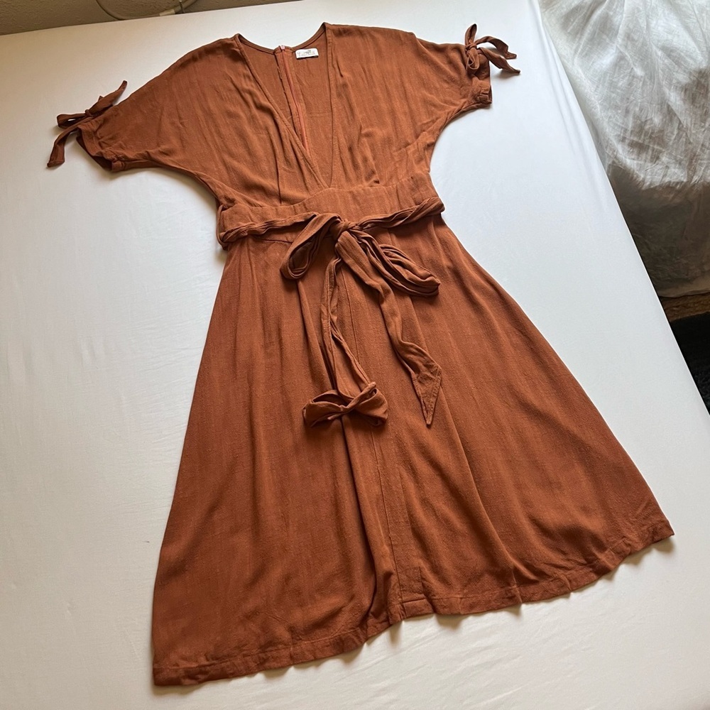 LELASILK brown rust short sleeve self tie waist belted plunge v neck midi dress